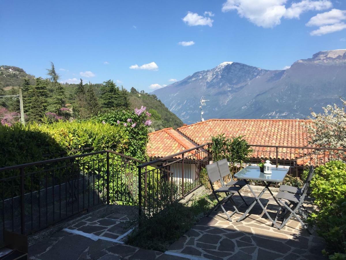 Casa Roby Apartment Tremosine Екстериор снимка