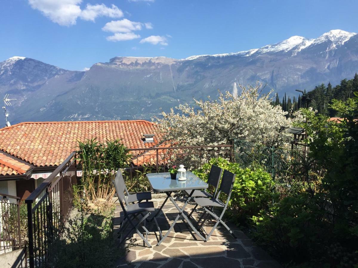 Casa Roby Apartment Tremosine Екстериор снимка